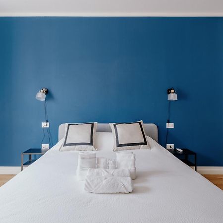 Elegante Appartamento In Marina Trieste Extérieur photo